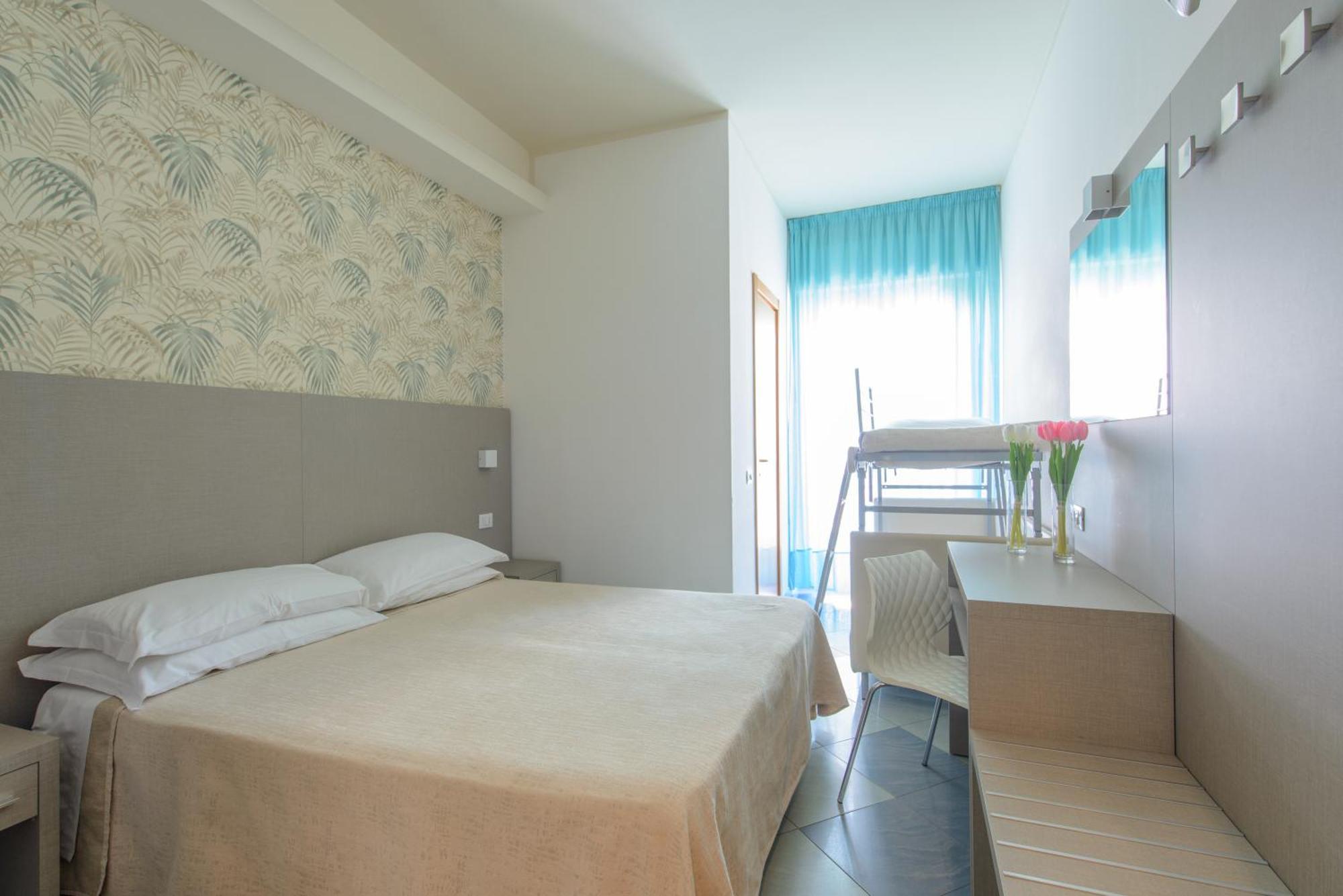 Hotel Christian Rimini Ngoại thất bức ảnh