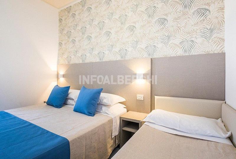 Hotel Christian Rimini Ngoại thất bức ảnh